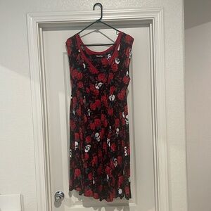 Retro Chic by Torrid rose and skull swing dress size 00